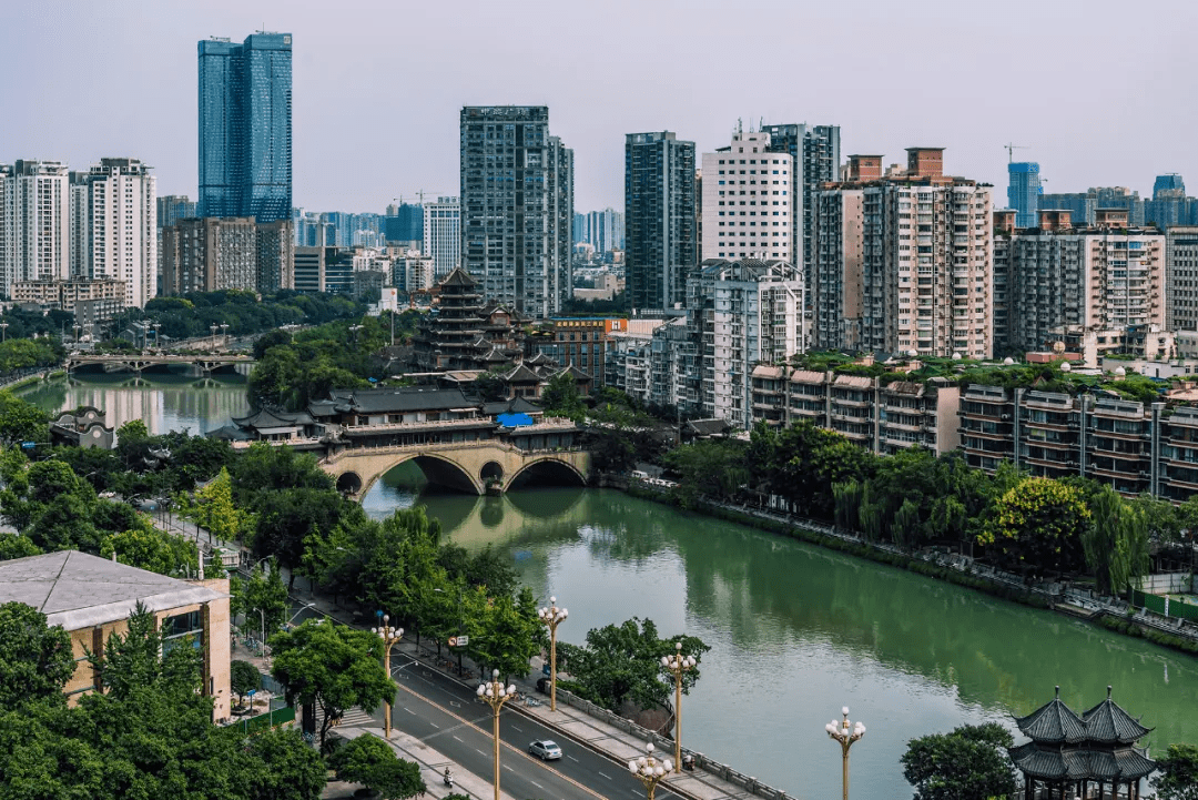 成都郫县房产，繁荣与发展中的投资热点